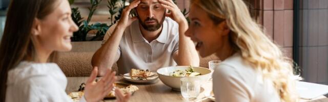 "Najveća prevara koju sam ikad video": Gastro bloger pokazao cenu doručka za 3 lista spanaća u hotelu - ljudi ŠOKIRANI (VIDEO)