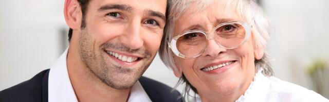 MALOLETNI STOP! Kaje se zbog AFERE sa MAJKOM od druga, a POZIV ne odbija - divlje umeće MATORKE razorilo momka (19)