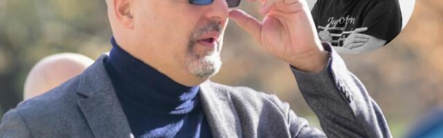 "DULE DOLAZI, IMA OGROMNU MASNICU ISPOD OKA..." Sale Đorđević podelio nepoznatu i filmsku anegdotu o Vujoševiću: Kaže nam - rešeno je! Zakazali su obračun...