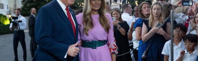 Spektakularno izdanje Melanije Tramp: Blistala kao nikad pre - u 1 detalj su svi gledali (FOTO)