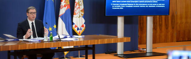 Obraćanje Aleksandra Vučića: Uvođenje u Evropu oca i brata