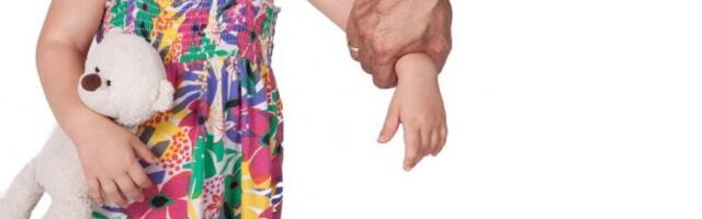 PASTORKU PRIMORAVAO NA ORALNI SEKS! Osuđen očuh iz pakla EVO KOLIKO GODINA ĆE PROVETSI IZA REŠETAKA