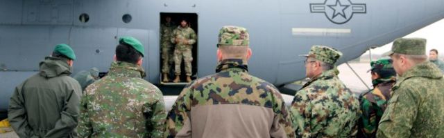 AMERIČKI PADOBRANCI POVREĐENI U NEMAČKOJ! Skrenuli sa puta, skidali ih sa drveća!