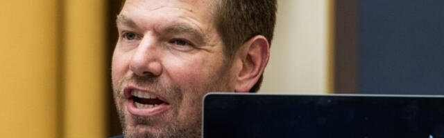 Ерик Сволвел одустао од трке за гувернера Калифорније