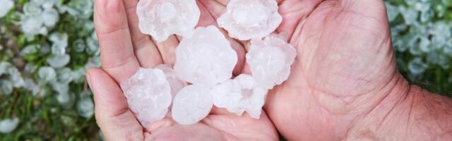 Snažna oluja pogodila Zagreb, temperatura pala za 10 stepeni: Sloveniju zadesilo nevreme sa gradom