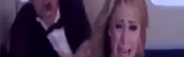 NOVI ŠOK! TUKLI SU ME, ZURILI U MOJE GOLO TELO! Poznata STARLETA progovorila o NASILJU koje je pretrpela