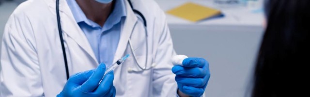 Poruka doktoru koji je naplaćivao ljudima 250 evra vakcine protiv korone: Imate li trunku srama?