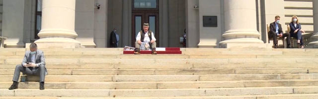 (Van)redno stanje kampanje