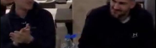 HIT SNIMAK PARTIZANA PRED MEČ SA BORCEM! Saigrači lupali Vukčeviću ĆUŠKE! Razlog je dobro POZNAT! (VIDEO)