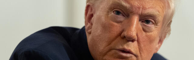 DRAMA U AMERICI Tramp doneo drastičnu odluku (FOTO)