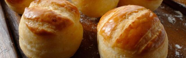 Recept za pogačice bez kvasca koje uspevaju i početnicima: Mekane i vazdušaste - lepše nego iz pekare!