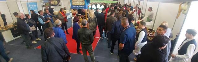 Сјајан дан у Горњој Горевници, данас наставак сајма, утакмица црнке против полавуша и концерт Зорице Брунцлик