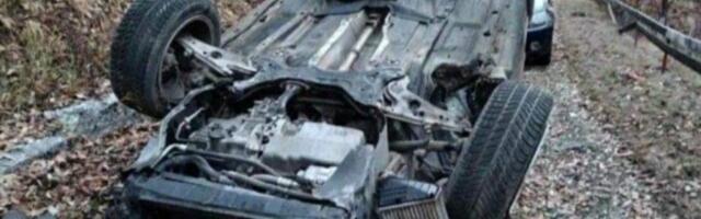 Тешка саобраћајна несрећа код Увца, повређен младић из Прибоја