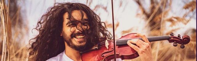 Nemanja Radulović i orkestar “Double Sens“ večeras na Gradskom trgu