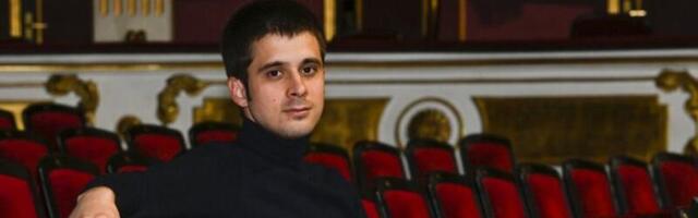 HUMOR IMA MOĆ DA RAZGRADI STRAH: Intervju - Đorđe Kosić, dramski pisac