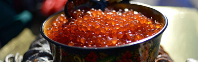 Црвени кавијар из Русије на Трамповом столу