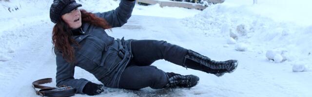 Mladi padali na ledu, mnogo povreda i preloma: Oglasila se Ortopedija na Banjici, ova brojka šokiraće sve