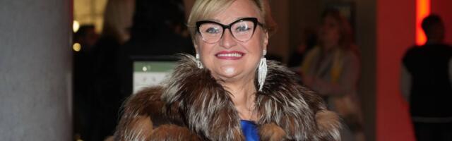 Pevačica (69) slikala grudi! Objavom zapalila mreže: "Samo je nebo granica"