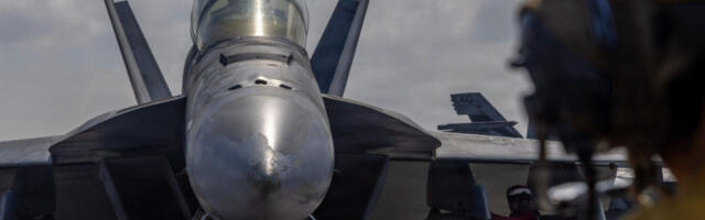 Бивши саветник Пентагона тврди да Америка подрива саму себе