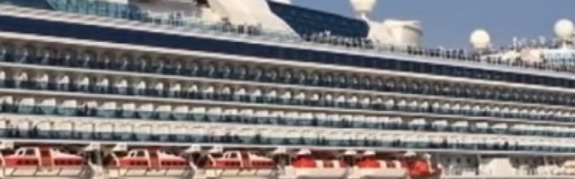 Na ovakav način su tretirani putnici zarobljeni na okeanskom brodu koji postaje žarište epidemije! (VIDEO)