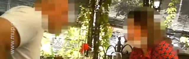 (VIDEO) EKSKLUZIVNI SNIMAK! Pogledajte primopredaju novca I AKCIJU HAPŠENJA POMOĆNICE MINISTRA!