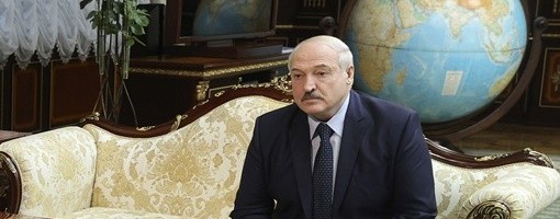 Lukašenko najavljuje povlačenje nakon usvajanja novog Ustava