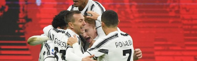 PREDLOZZI I TIPOVANJA (nedelja): Juventus naplaćuje milanski uspeh, derbi Holandije donosi neizvesnost