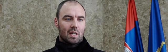 SENTA SE UPLEO U SOPSTVENE LAŽI! Pale mu optužbe, pa sad menja ploču!