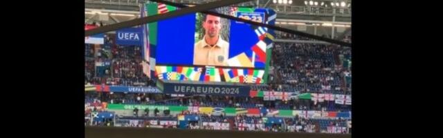Novak na video bimu pred meč na EP: Ovo je njegova poruka (VIDEO)