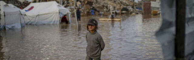 УН упозоравају да обилне кише погоршавају услове за расељене становнике Газе