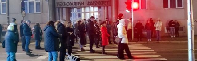 Skup podrške studentima i profesorici Jeleni Klaut održan u Leskovcu