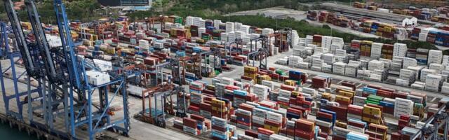 Panama naredila okupaciju obe luke na ulazima u Panamski kanal