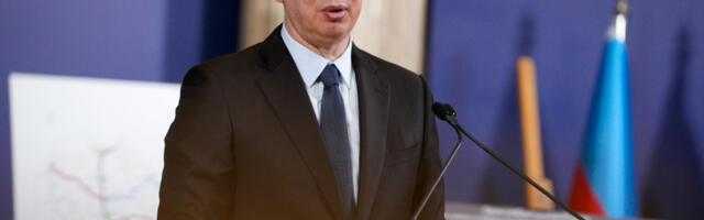 Вучић: Нема притиска на запослене у државним предузећима за долазак на скуп 21. марта