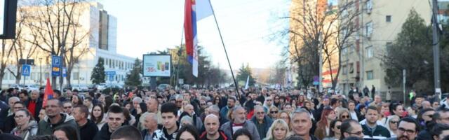 Građani Niša protestuju: „Investitor želi da izgradi svoj most preko Gabrovačke reke i uništi nam javni prostor“