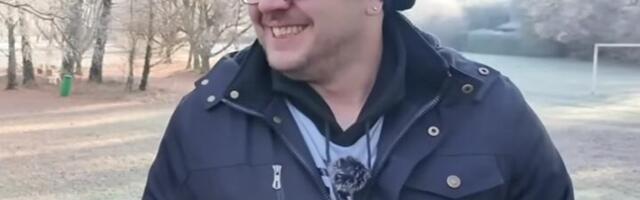 "Sa 14 godina radio sam u javnoj kući, čuvao devojke i delio kondome!" Šok ispovest Dejana iz Busovače: U Švajcarskoj lagao majku da je moler, a radio ovo!