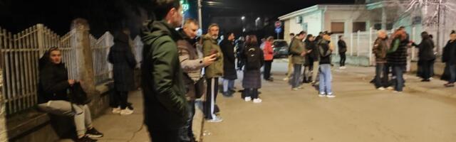 Leskovčani pozivaju građane na još jedan protest ispred Dečijeg dispanzera