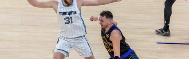 Ubitačan tandem: Dončić i Lebron sa 65 poena vodili Lejkerse do pobede u dramatičnoj završnici! /VIDEO/