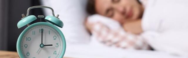 Šta znači ako često vidite 12:21 na svom satu? Ovo je SKRIVENO ZNAČENJE brojeva na časovniku