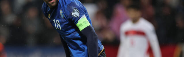 Totalno rasulo u lažnoj državi - Napali kapitena da je prodao Turcima meč, on poludeo