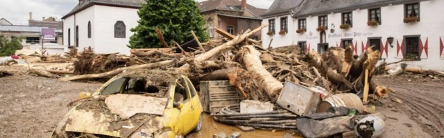 Ovo je horor - zastrašujuće slike iz Nemačke gde je u poplavama stradalo više od 80 ljudi a 1.300 se vode kao nesatali