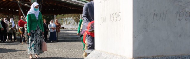 Obilježena 17. godišnjica otvaranja Memorijalnog centra Potočari - Srebrenica