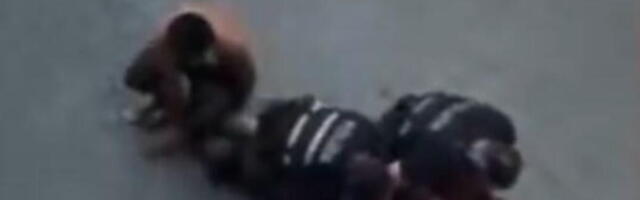 Brutalno hapšenje dovelo do smrti Marokanca: Preklinjao policajce za malo vode pa izdahnuo! (VIDEO)