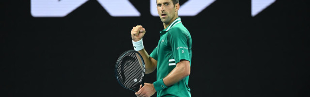 SAVLADAN ZVEREV: Đoković u polufinalu Australijan Opena