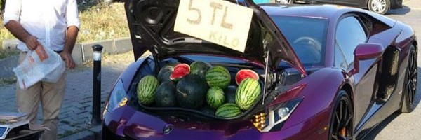Turčin prodavao lubenice u Lamborghiniju