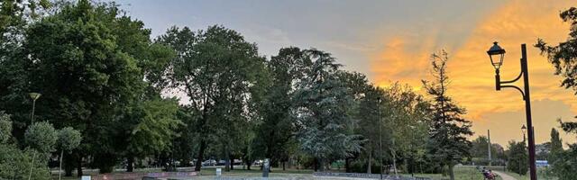 FOTO: Mlađe generacije verovatno ne znaju zašto je Čokliget dobio ime Park poljubaca