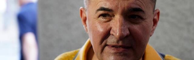 Pevača optuživali da je u kockarnici spiskao 6.000 evra! Oglasio se i priznao šta je istina