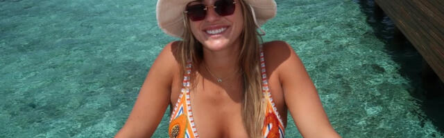 Arinine grudi samo što ne ispadnu iz minijaturnog kupaćeg: Gori internet (FOTO)