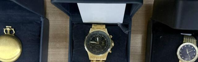 NEVEROVATNA ZAPLENA NA PREŠEVU: Nećete verovati šta je sve nađeno u AUTOMOBILU: Roba vredna 30.000 evra