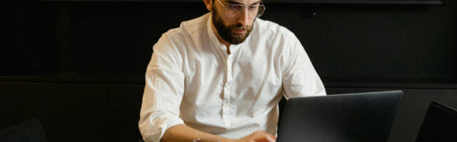 Нафта премашила 100 долара због блокаде Ормуског мореуза