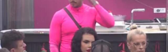 GLEDAOCI U ŠOKU ZBOG SNIMKA FILIPA ĐUKIĆA: Ovakvog ga NIKADA niste videli, nastao totalni MUK u Eliti kada se obratio Aniti!